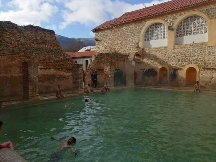 السياحة الحموية 706016 1536145571